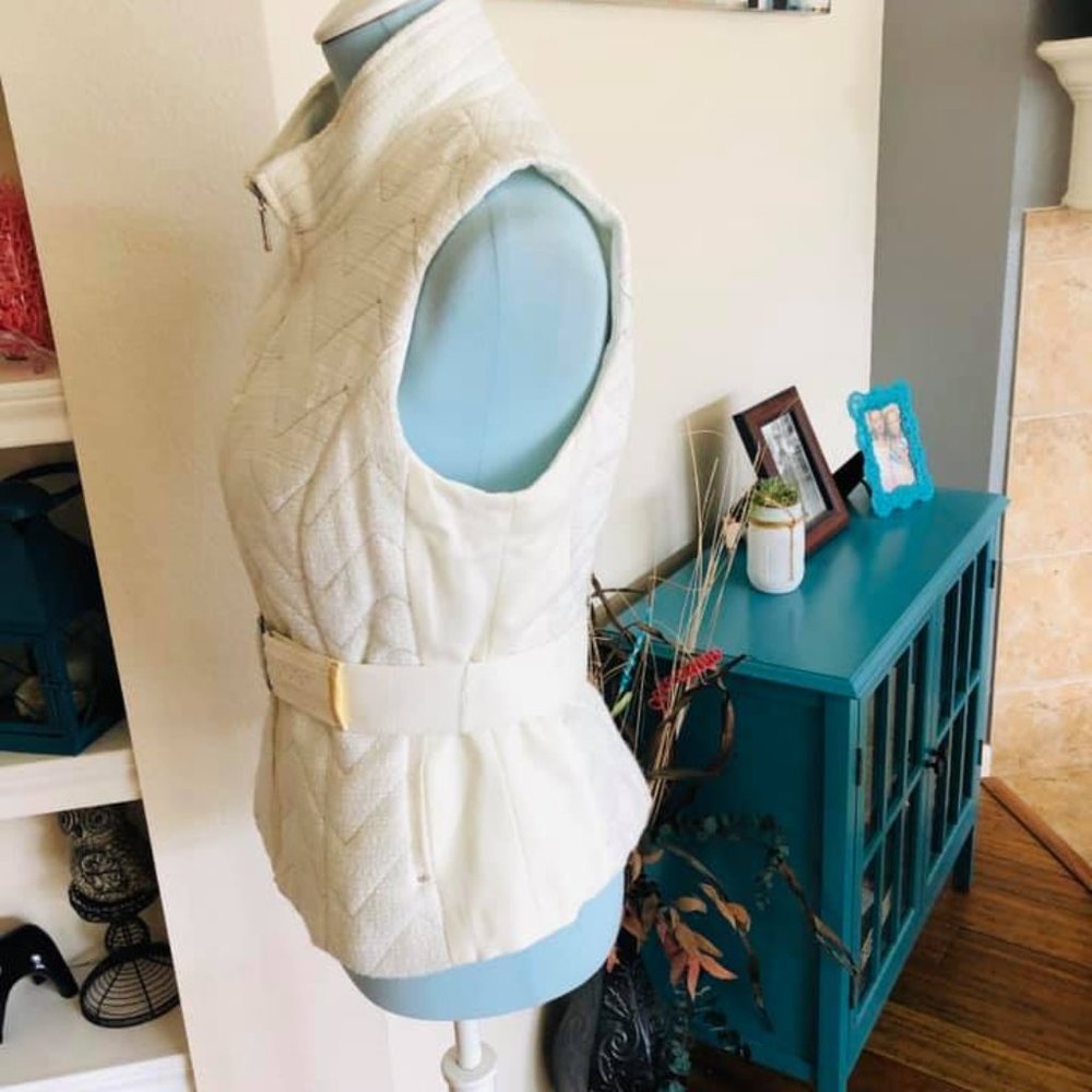 WHBM chevron zipper belted vest S metallic - Picture 3 of 6